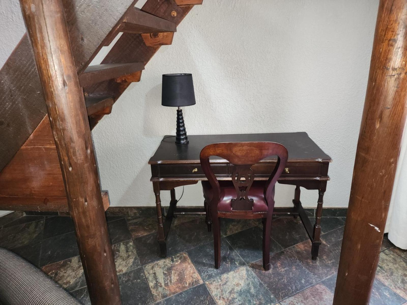 Goodnight Guest Lodge ヨハネスブルグ エクステリア 写真